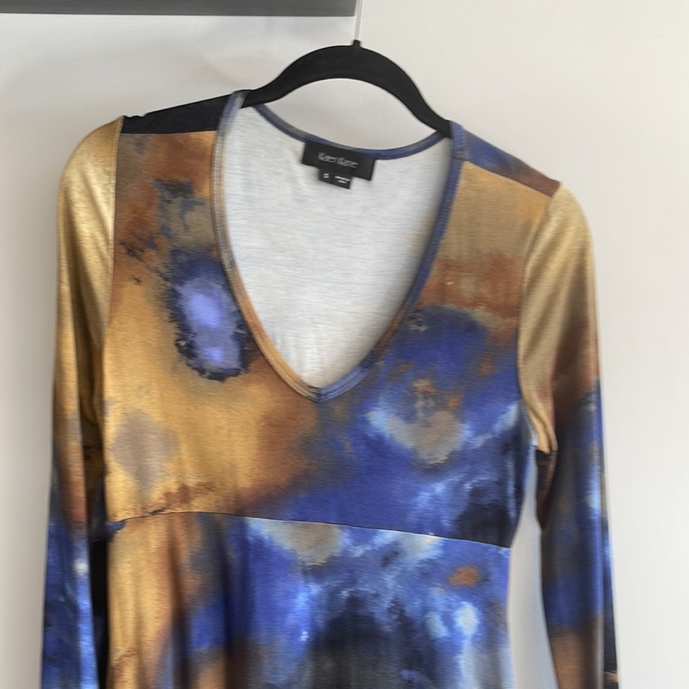 Karen Kane tie dyed empire waist hippie shirt. Asymmetrical style - Picture 3 of 5